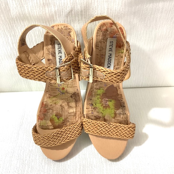 STEVE MADDEN “Buttercup” Printed Cork Wedge Sandals - Picture 3 of 10